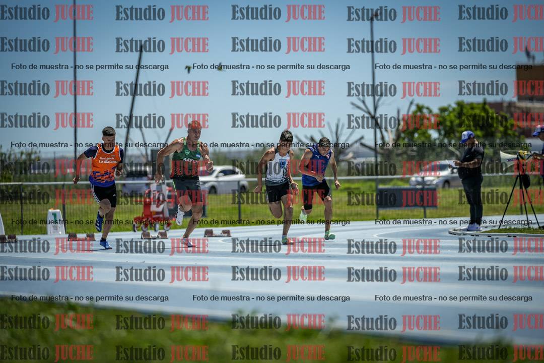 Fotos de los 100 m llanos de varones