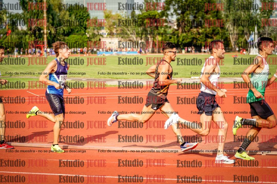 Fotos de los 3000 m llanos de varones
