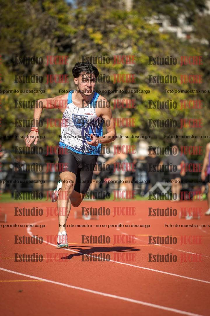 Fotos de los 200 m llanos de varones