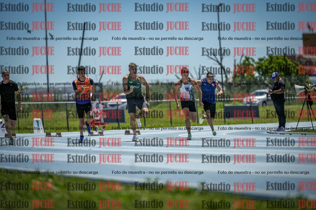 Fotos de los 100 m llanos de varones