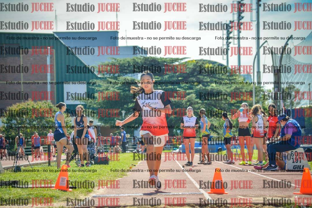 Fotos del salto en largo de mujeres - U16