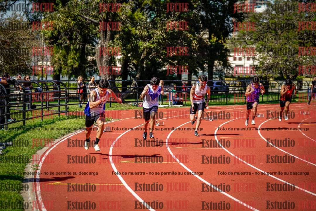 Fotos de los 200 m llanos de varones