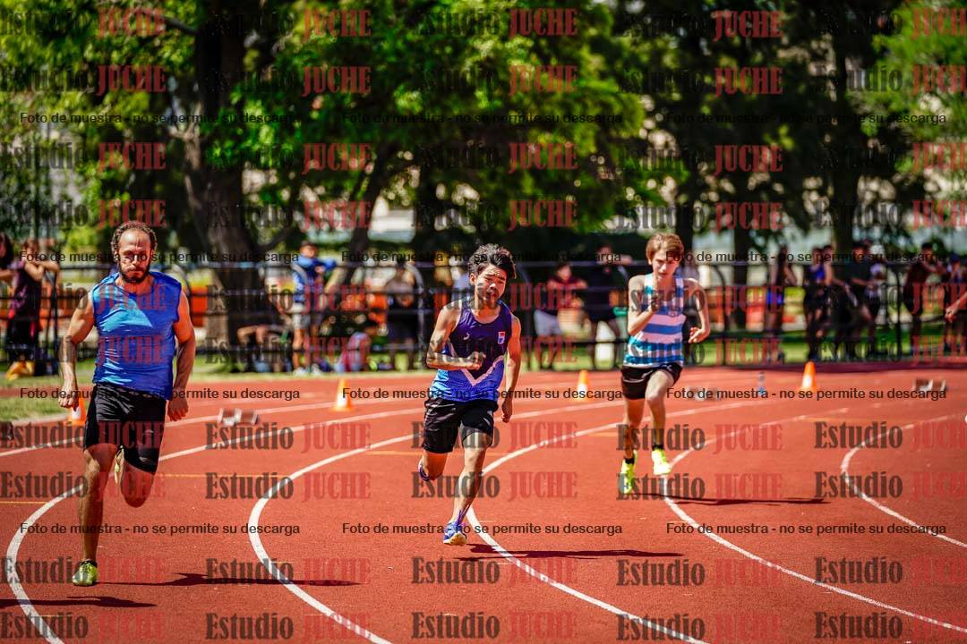 Fotos de los 200 m llanos de varones