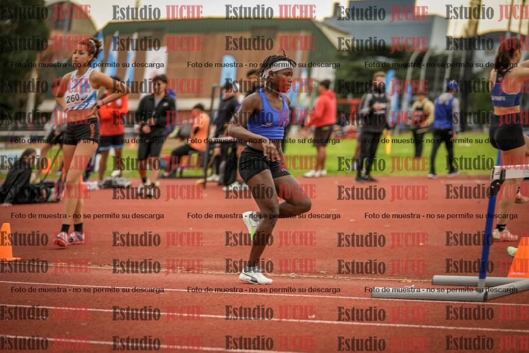 Fotos de los 400 m con vallas de mujeres