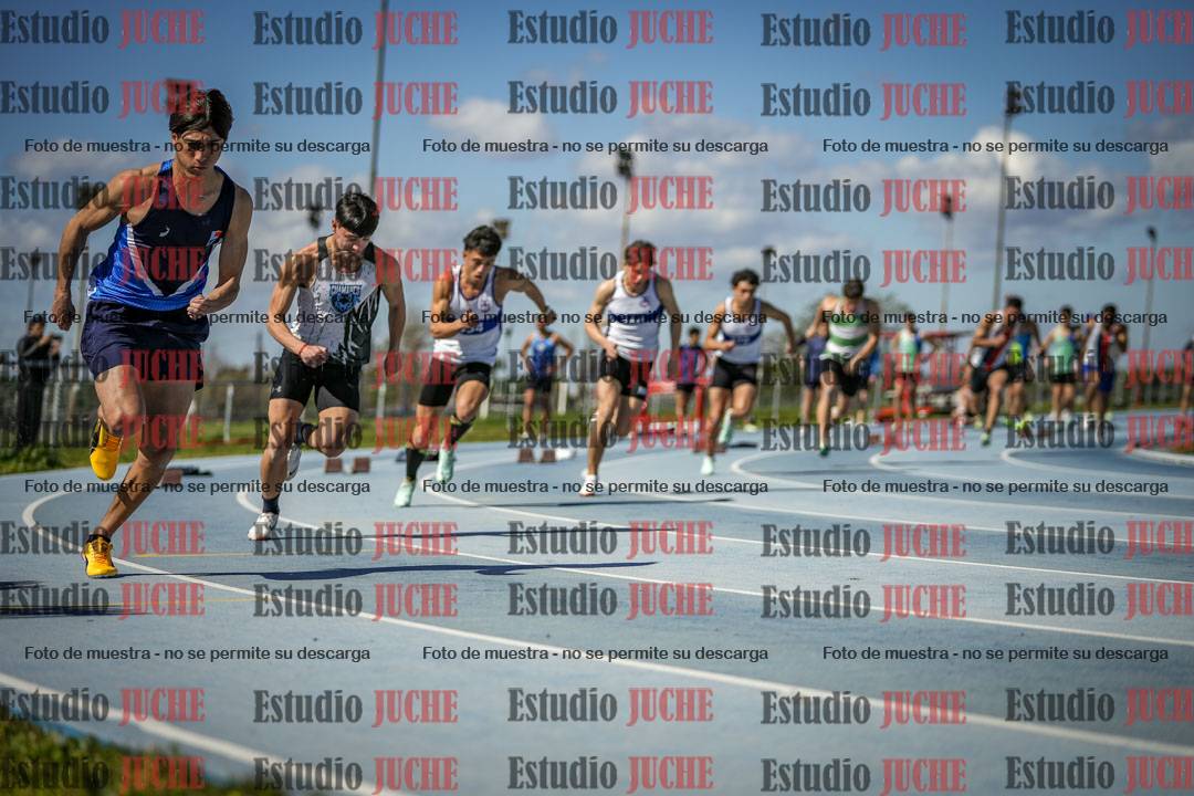 Fotos de los 200 m llanos de varones