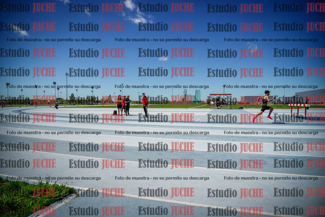 Fotos de los 200 m llanos de varones