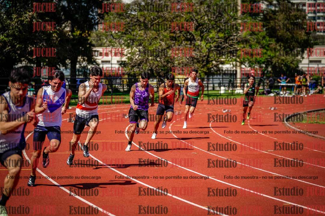 Fotos de los 200 m llanos de varones