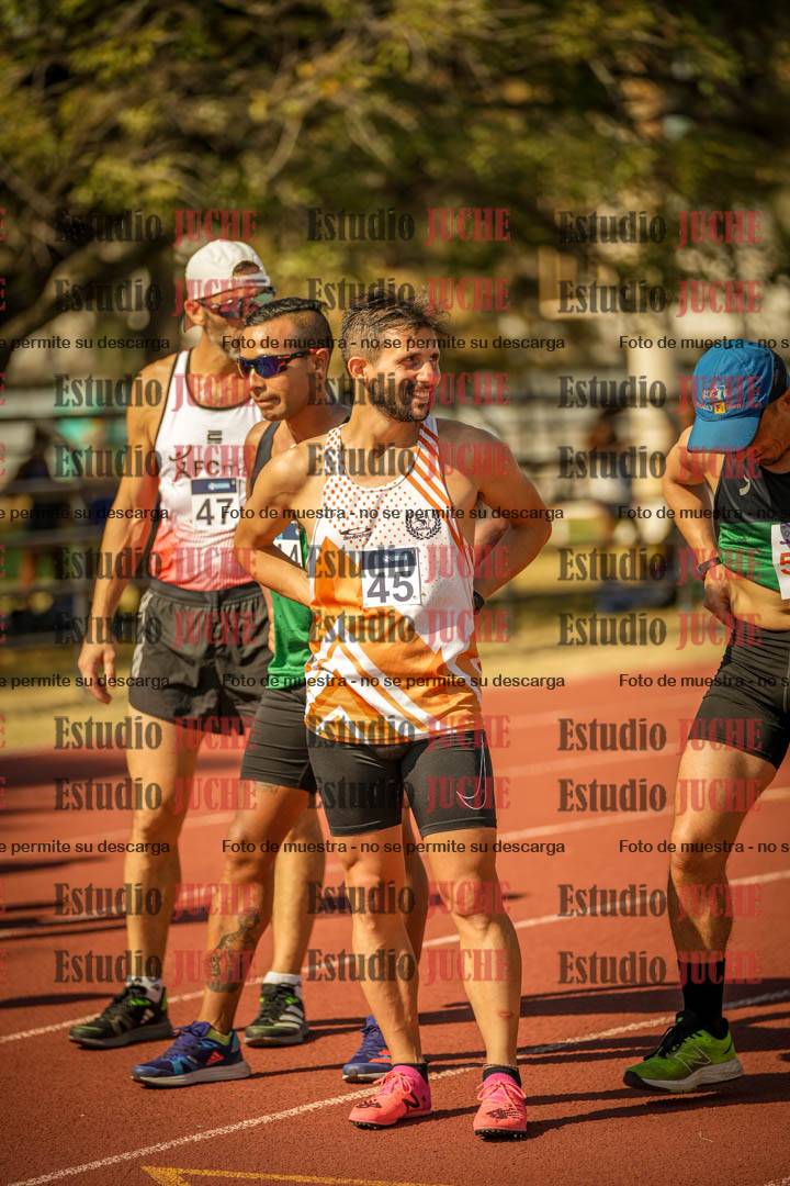 Fotos de los 3000 m llanos de varones