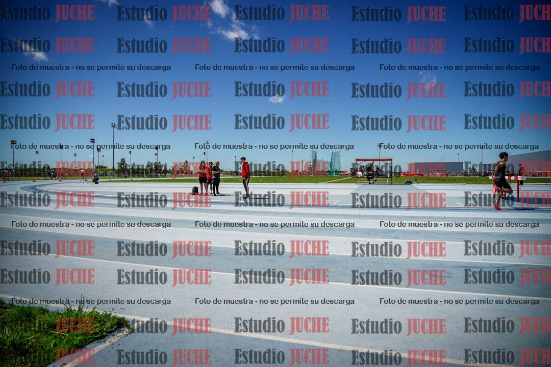 Fotos de los 200 m llanos de varones