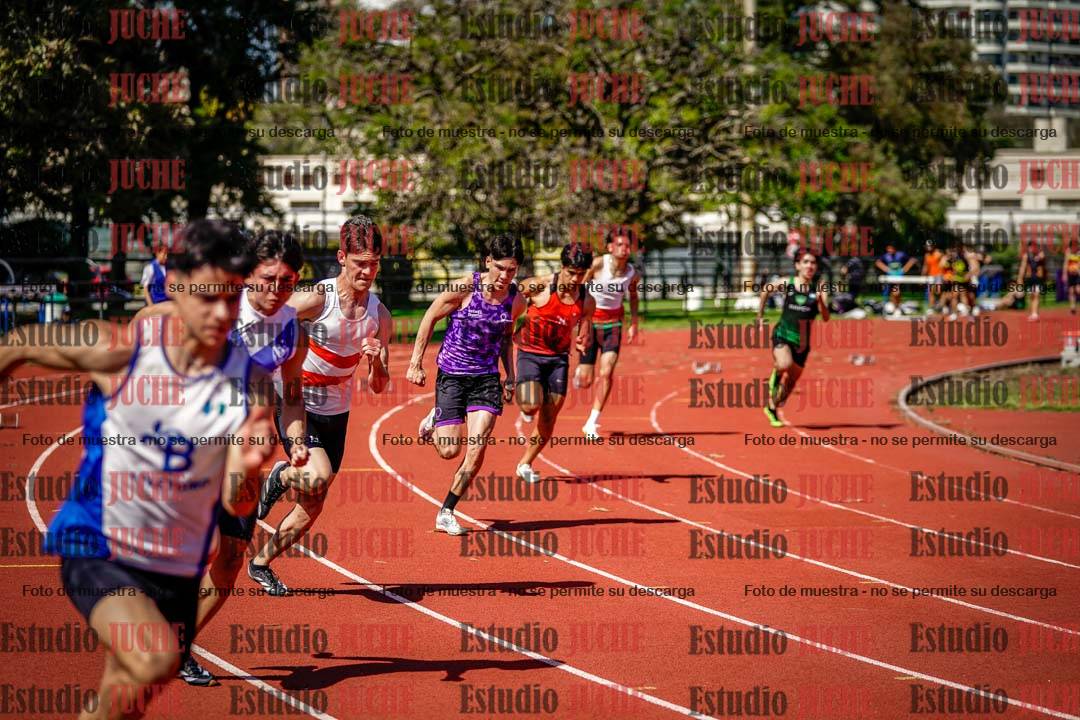 Fotos de los 200 m llanos de varones