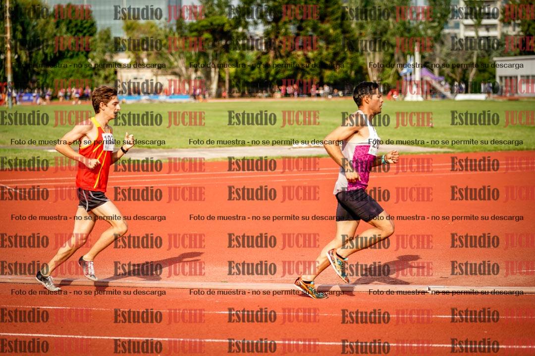 Fotos de los 3000 m llanos de varones