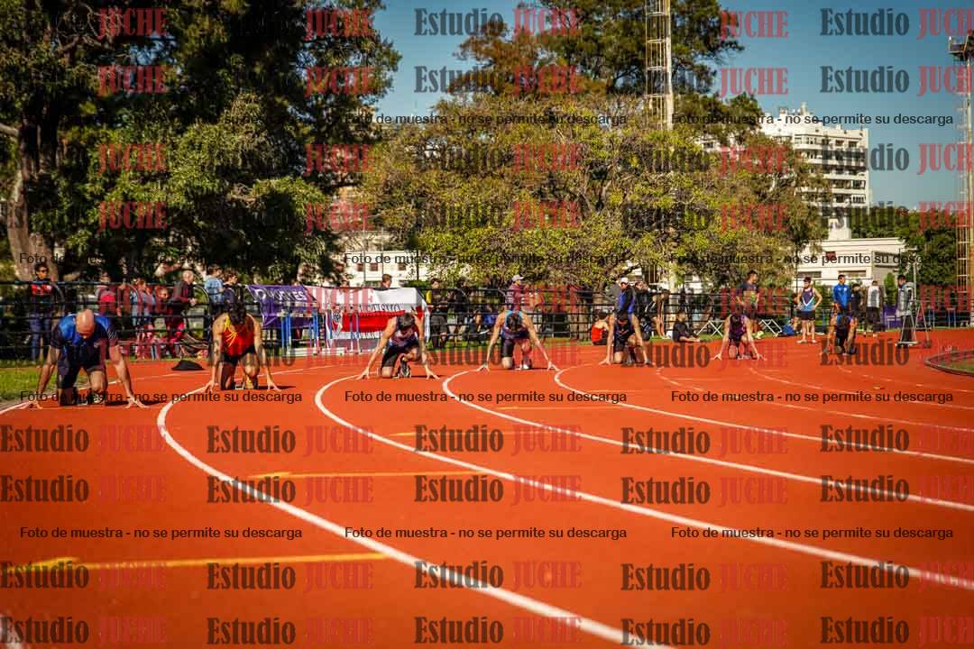 Fotos de los 200 m llanos de varones