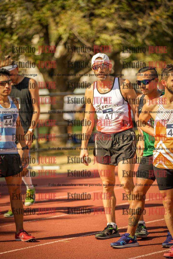 Fotos de los 3000 m llanos de varones
