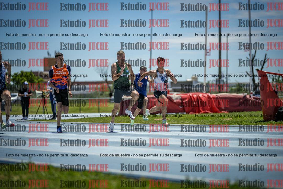 Fotos de los 100 m llanos de varones