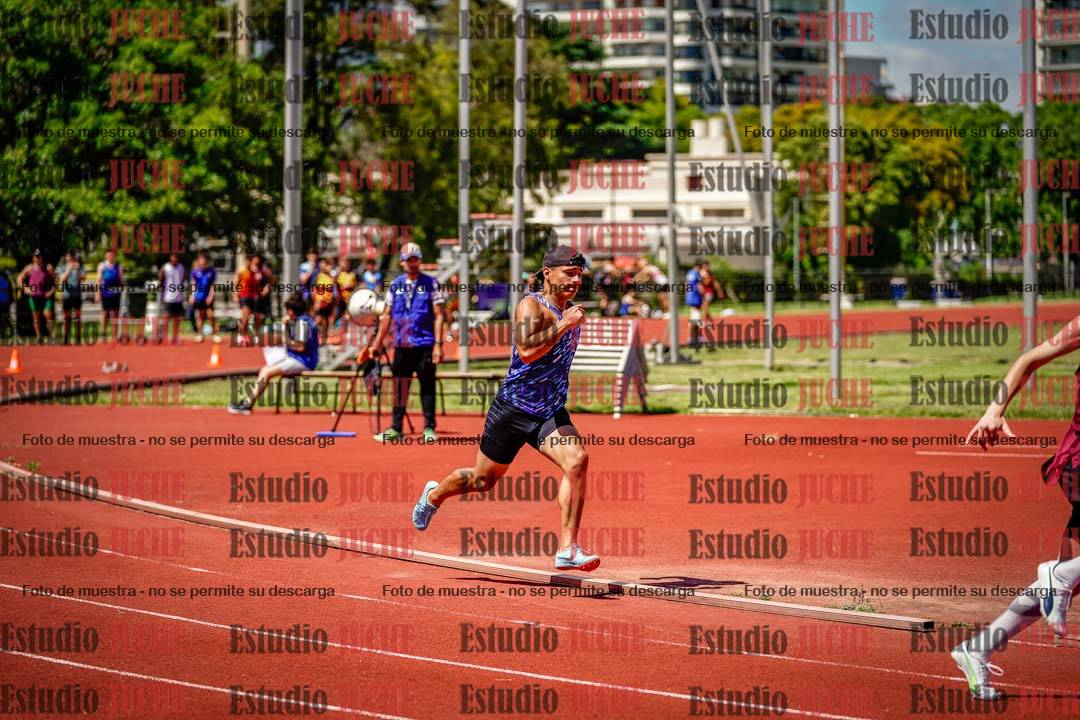 Fotos de los 200 m llanos de varones