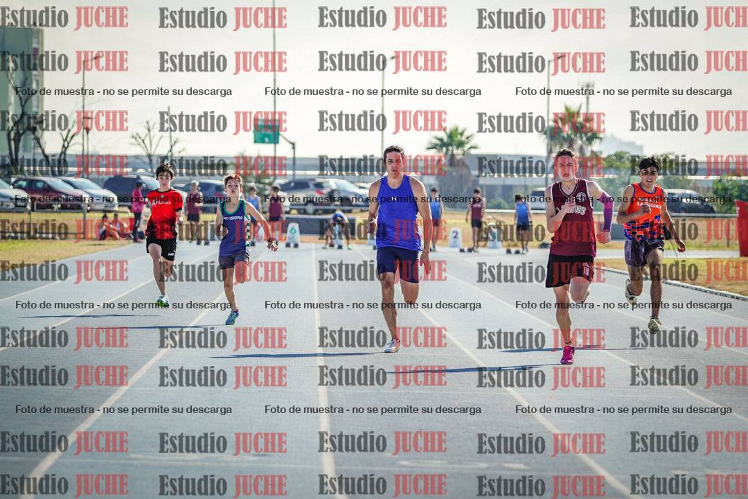Fotos de los 100 m llanos de varones