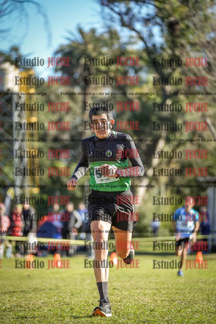 Fotos de la llegada del cross de 4000 m - varones