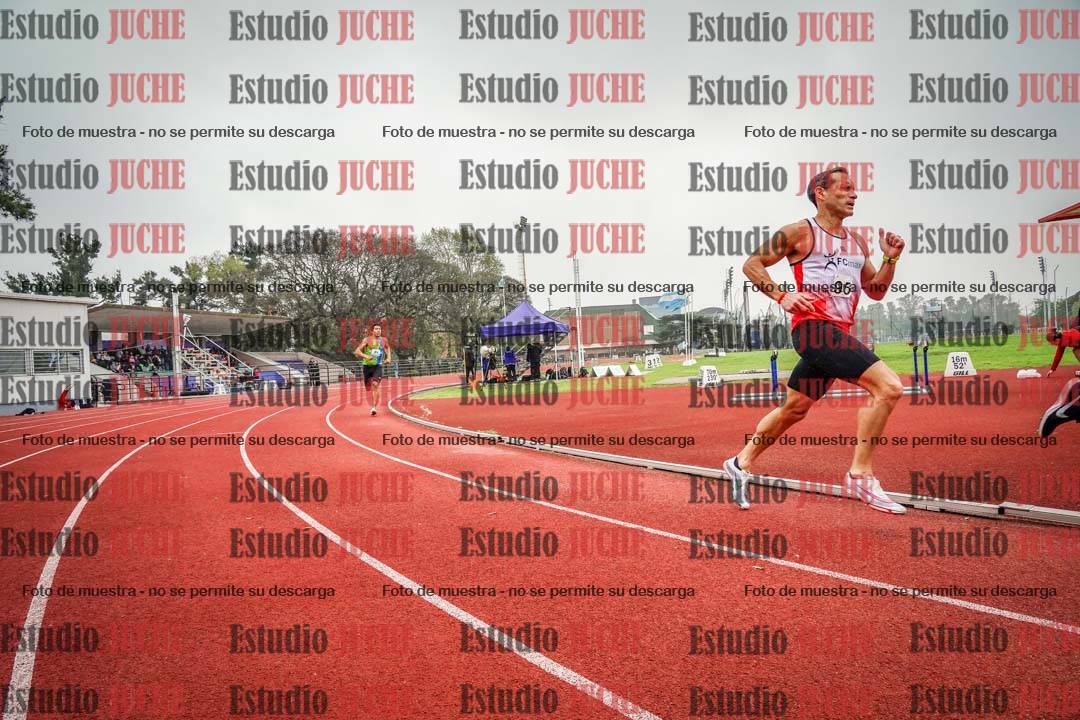 Fotos de los 800 m llanos de varones
