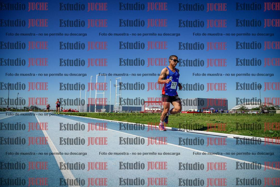 Fotos de los 5000 m de mujeres y varones - serie 2