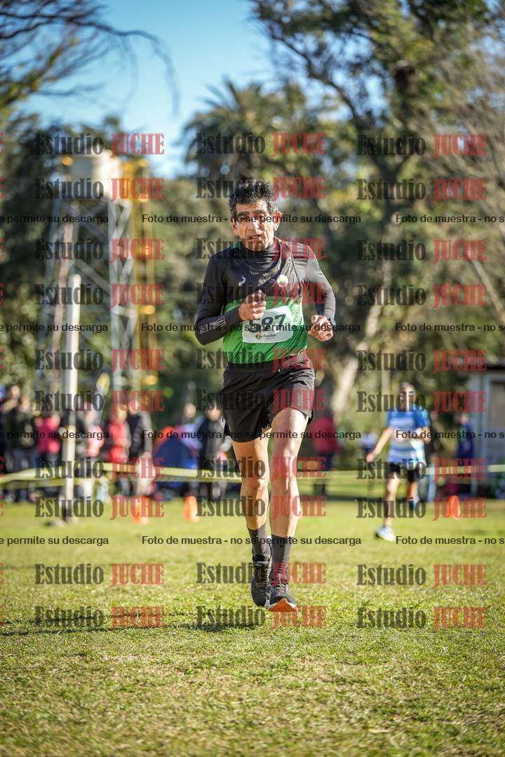 Fotos de la llegada del cross de 4000 m - varones
