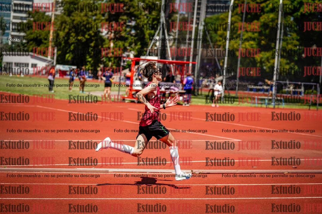 Fotos de los 200 m llanos de varones