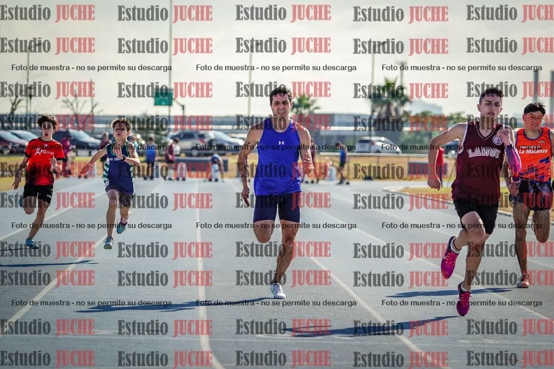 Fotos de los 100 m llanos de varones