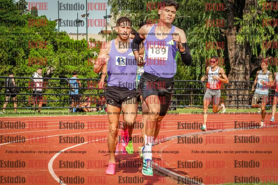 Fotos de los 3000 m llanos de varones