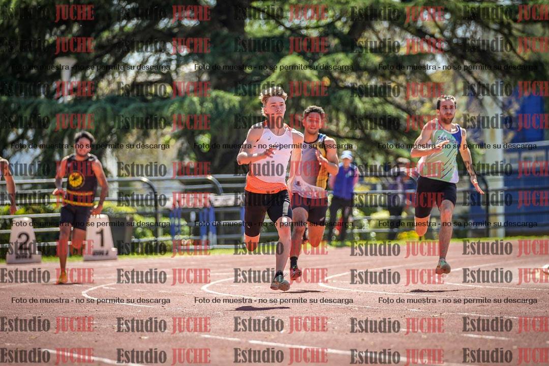 Fotos de los 200 m llanos de varones