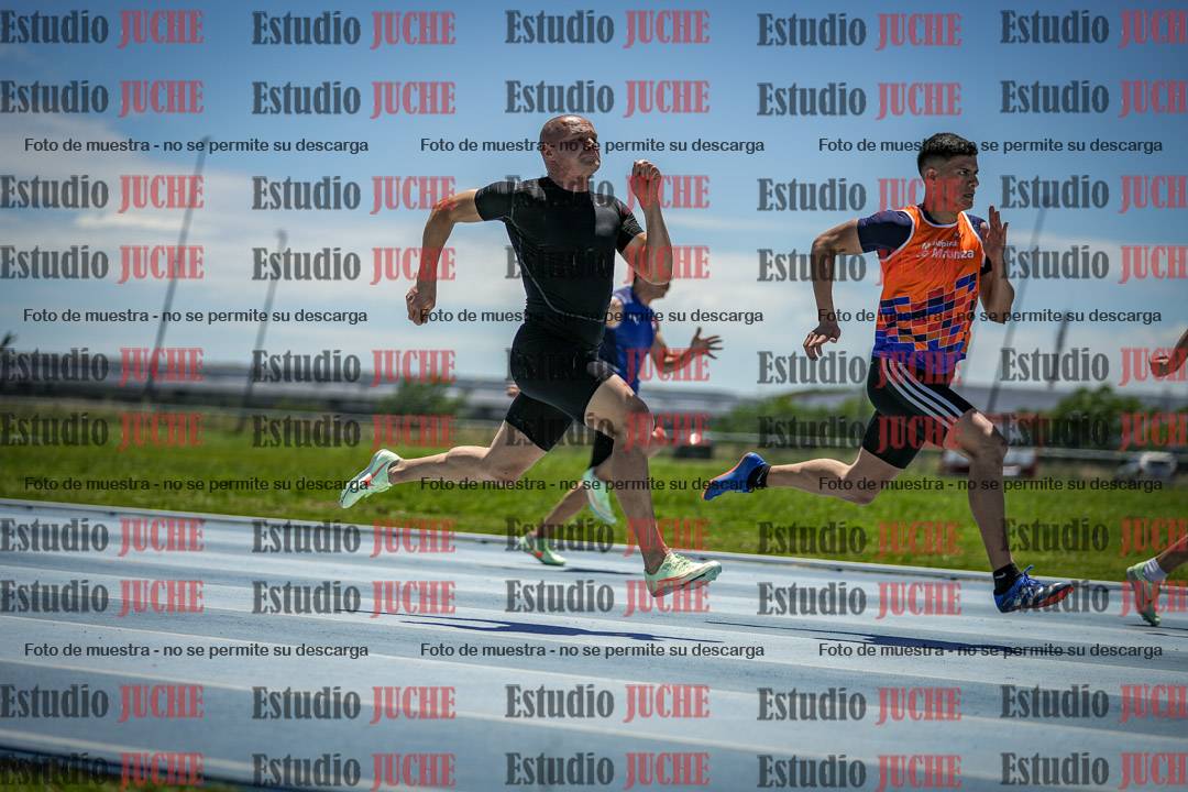 Fotos de los 100 m llanos de varones