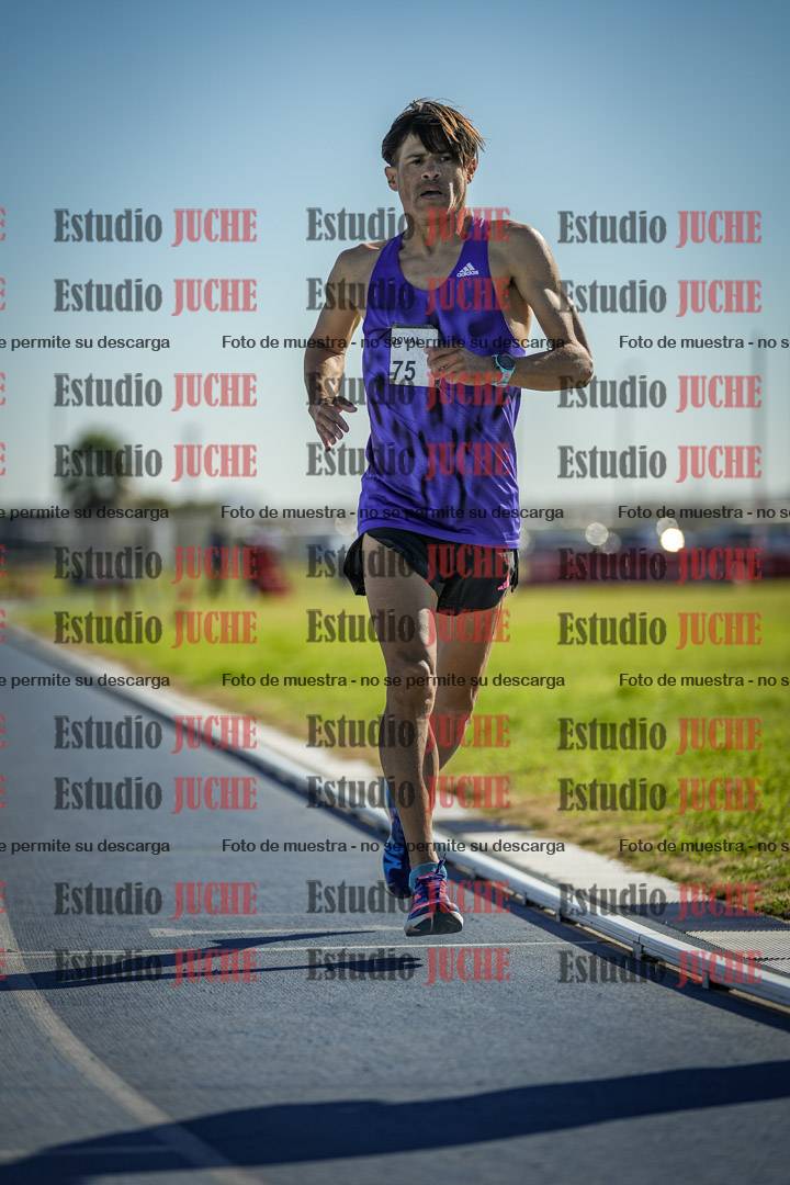 Fotos de los 10.000 m llanos de mujeres y varones