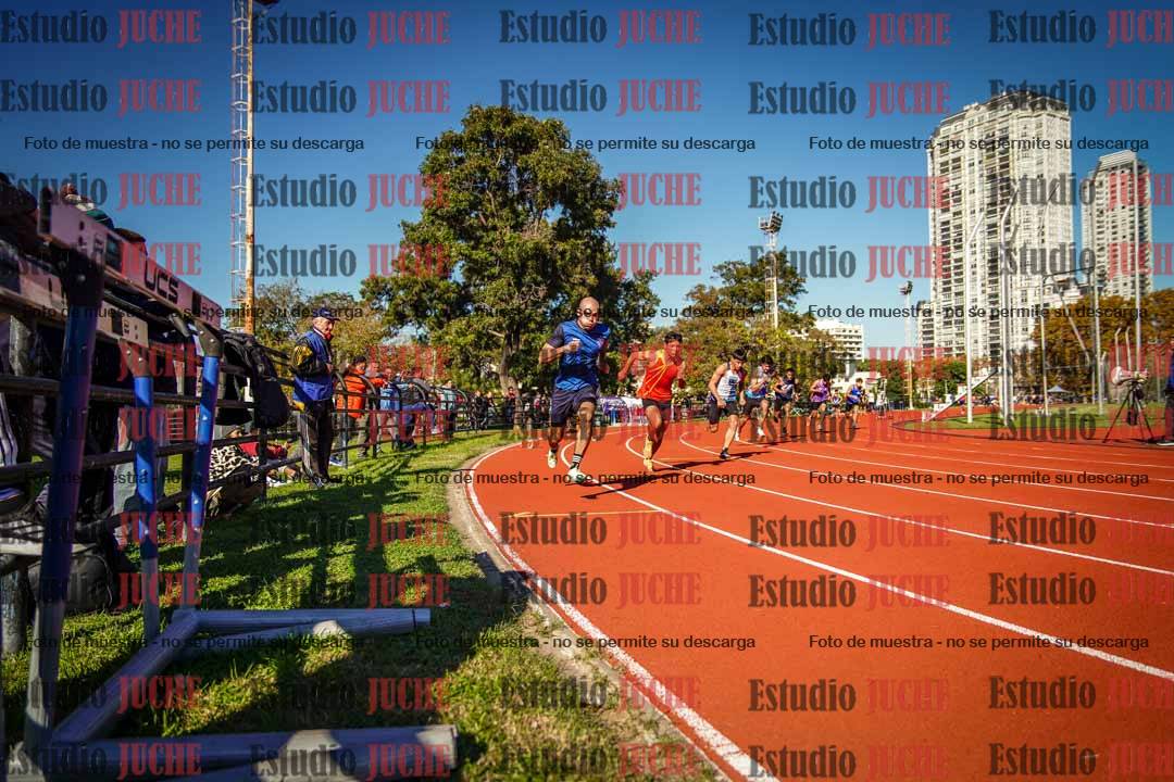 Fotos de los 200 m llanos de varones