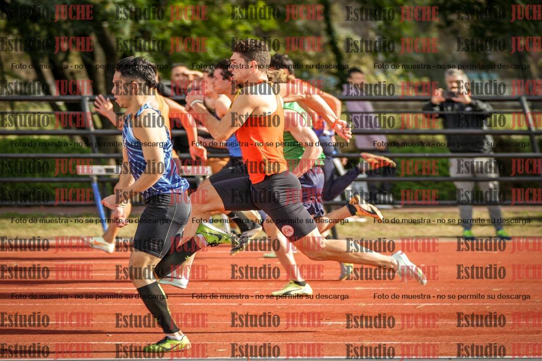 Fotos de los 100 m llanos de varones