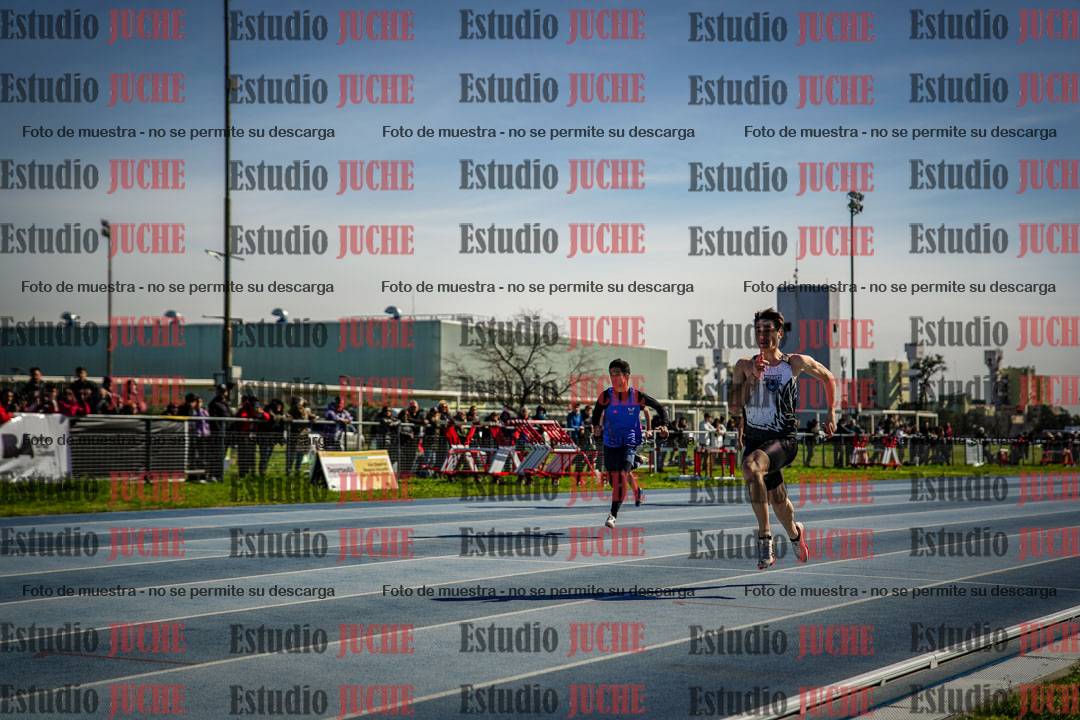 Fotos de los 100 m llanos de varones - U17