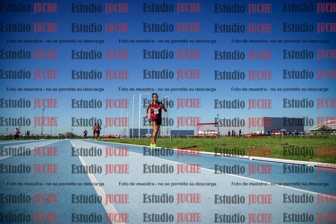 Fotos de los 5000 m de mujeres y varones - serie 2
