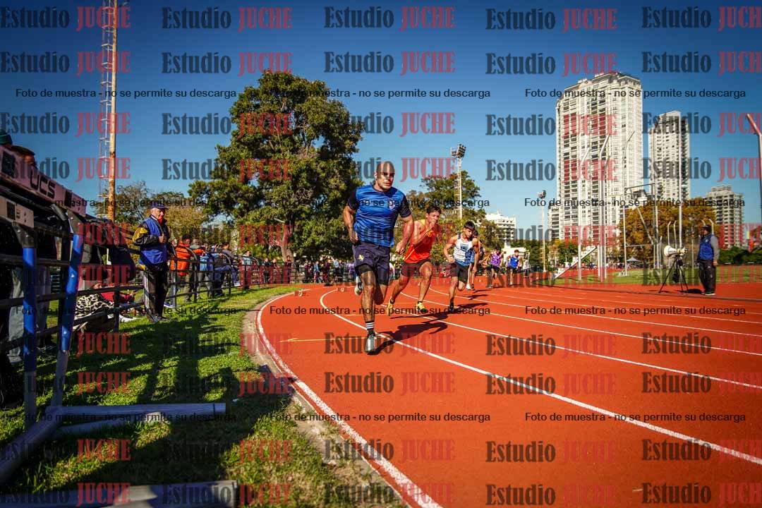 Fotos de los 200 m llanos de varones