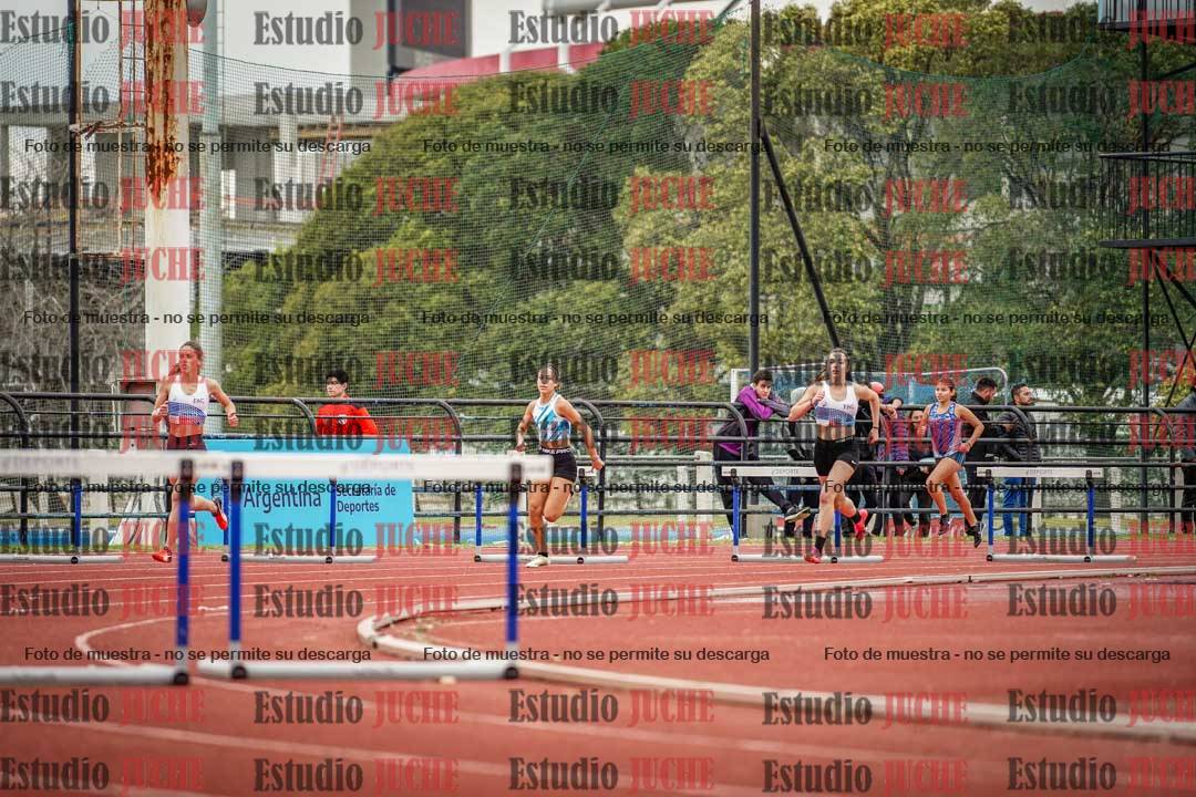 Fotos de los 400 m con vallas de mujeres