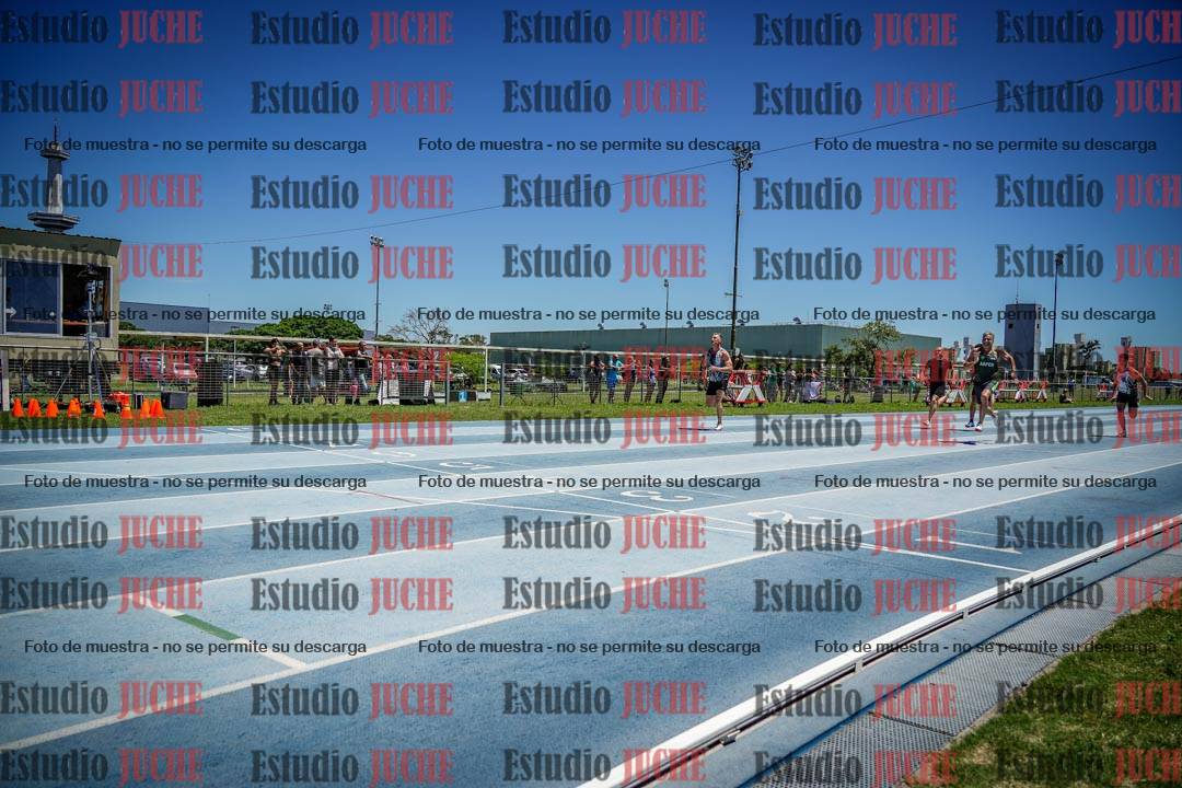 Fotos de los 100 m llanos de varones