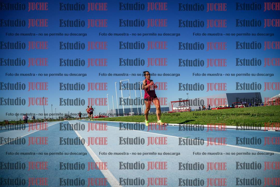 Fotos de los 5000 m de mujeres y varones - serie 2