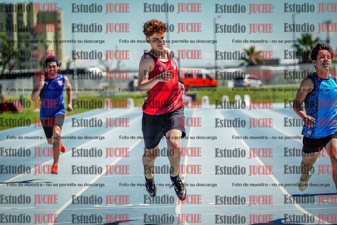 Fotos de los 200 m llanos de varones