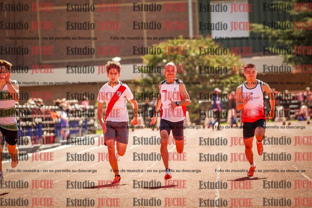 Fotos de los 100 m llanos de varones