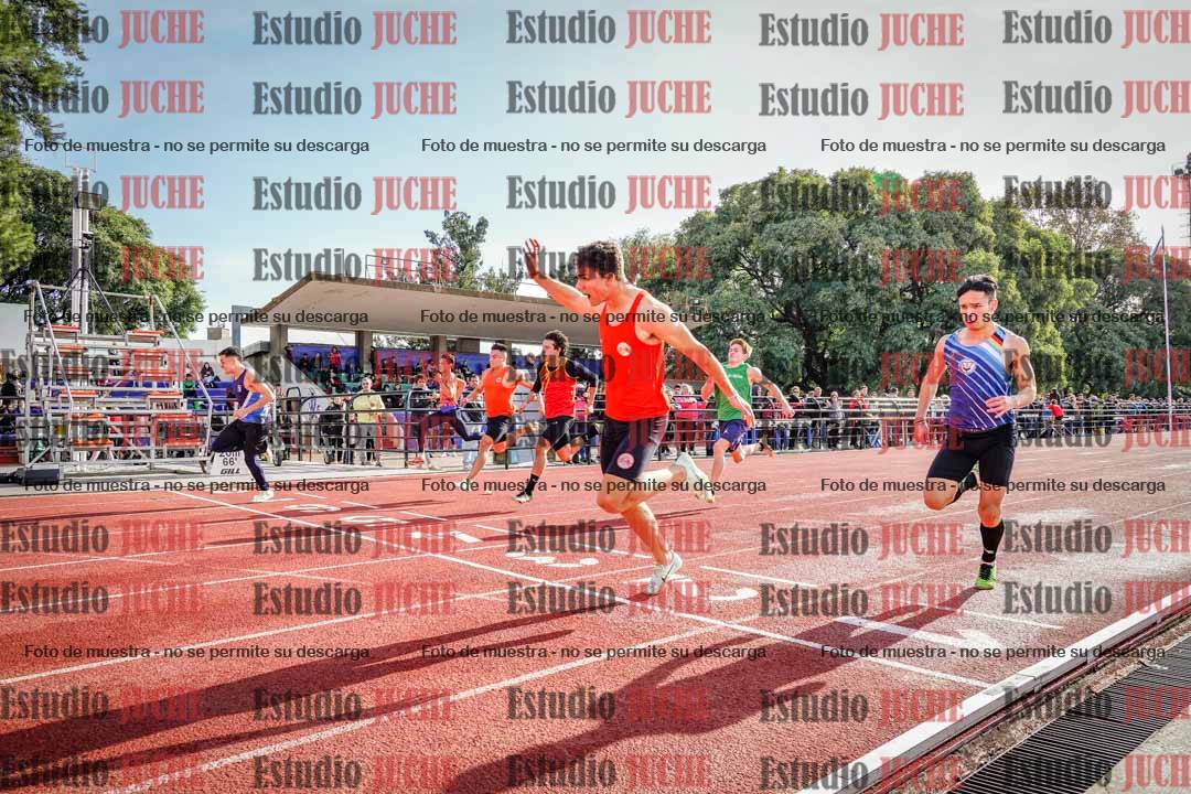 Fotos de los 100 m llanos de varones