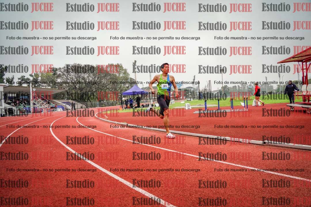 Fotos de los 800 m llanos de varones