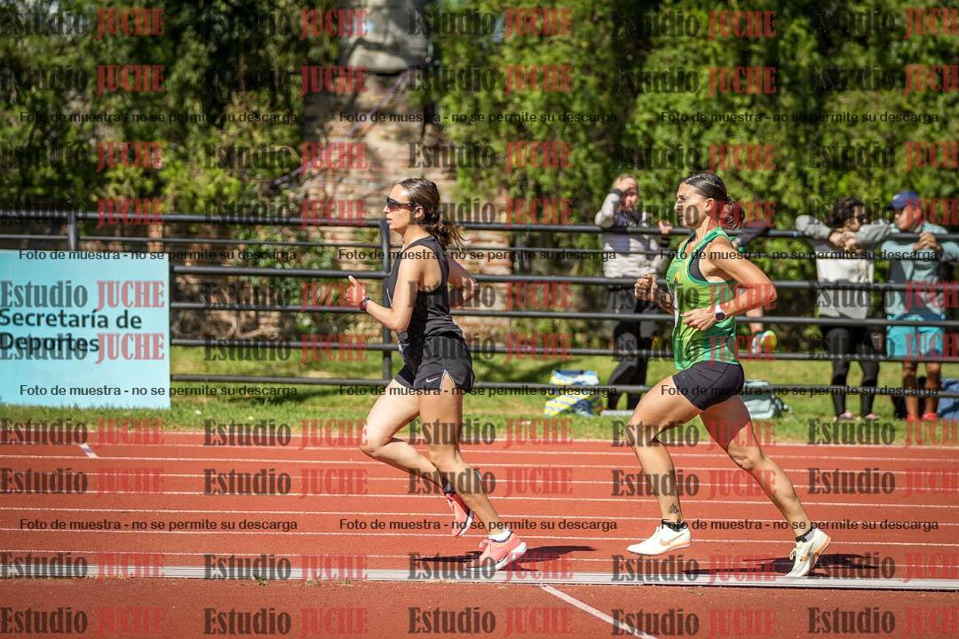 Fotos de los 10.000 m de mujeres y varones - serie 2