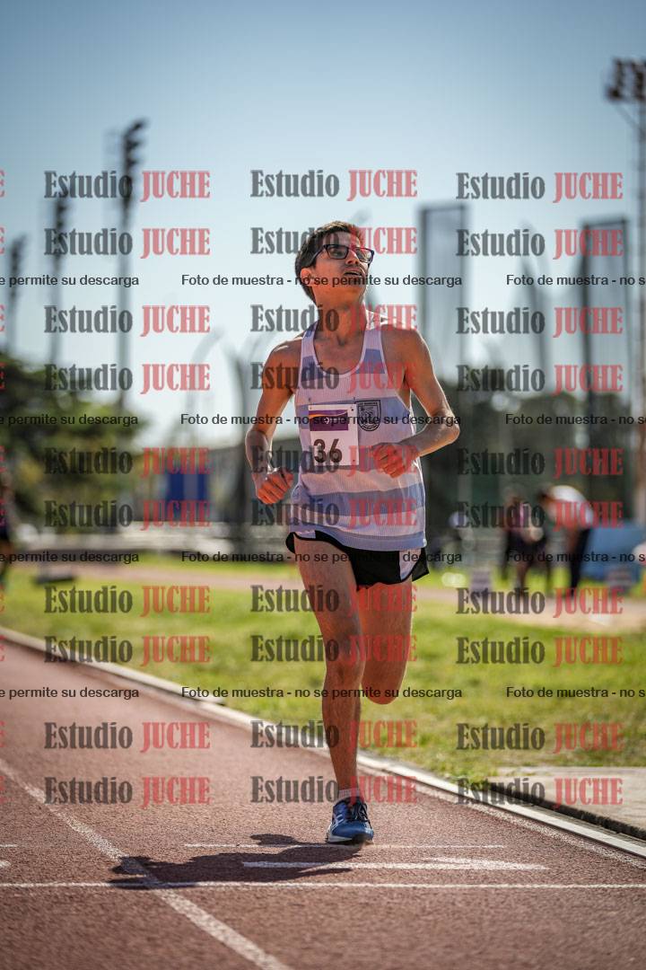 Fotos de los 2400 m de varones