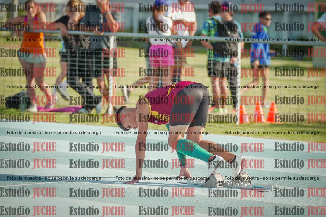 Fotos de los 400 m llanos de varones