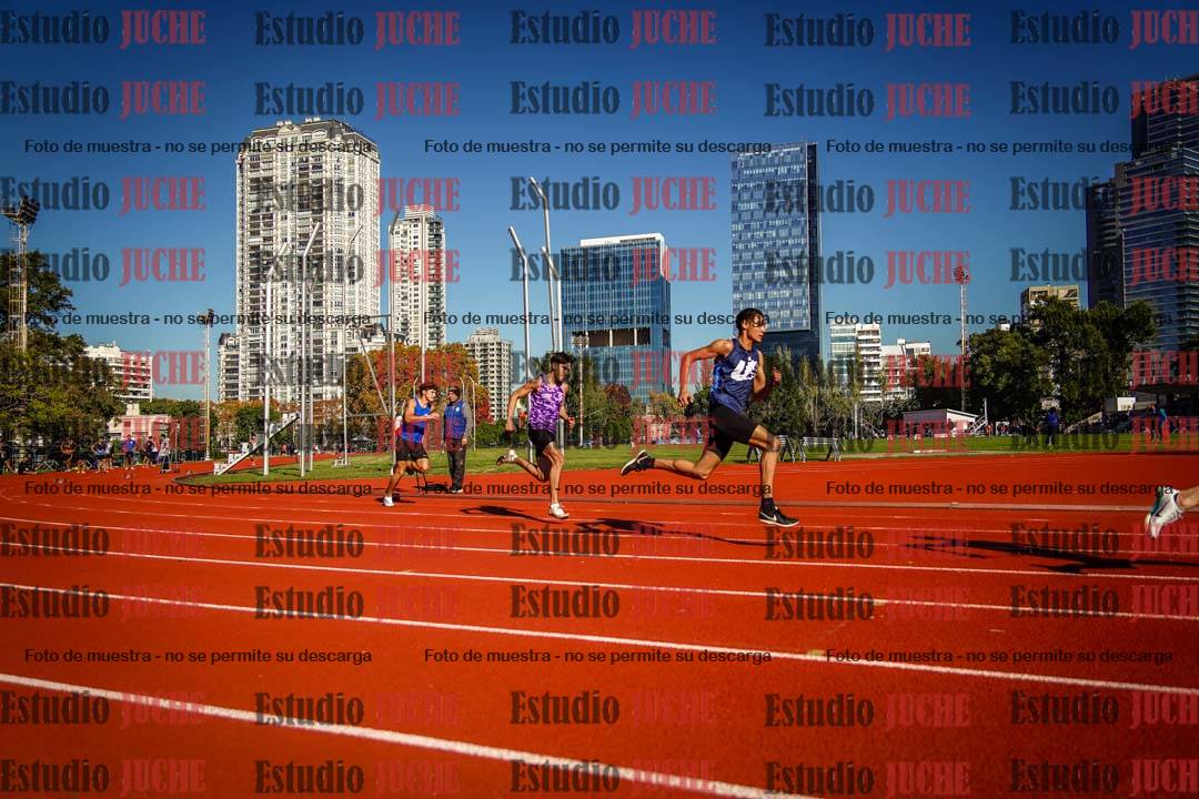 Fotos de los 200 m llanos de varones