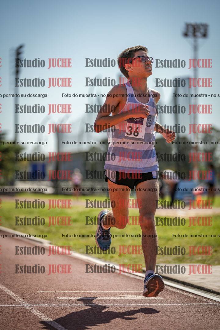 Fotos de los 2400 m de varones
