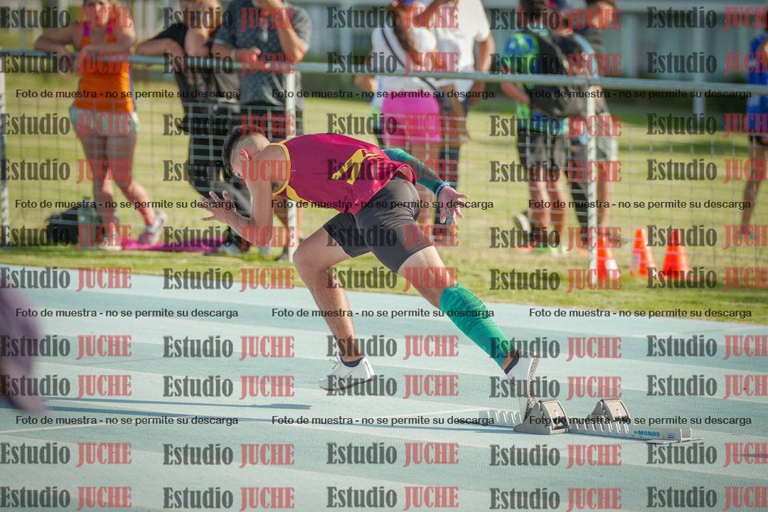 Fotos de los 400 m llanos de varones