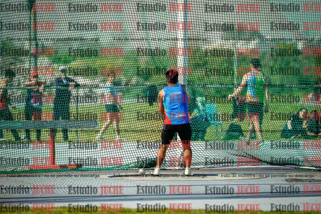 Fotos del lanzamiento de martillo de varones