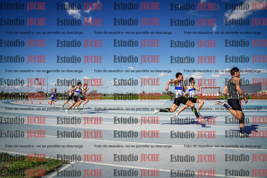 Fotos de los 200 m llanos de varones